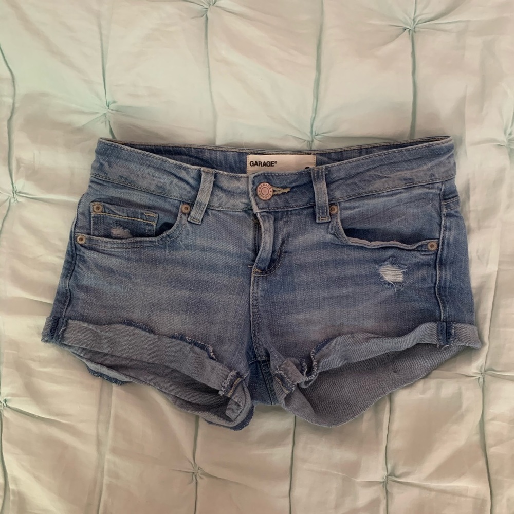 GARAGE DEMIN SHORTS SIZE 0
